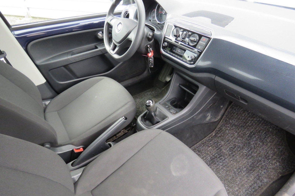 Volkswagen Up 2017 фото 3