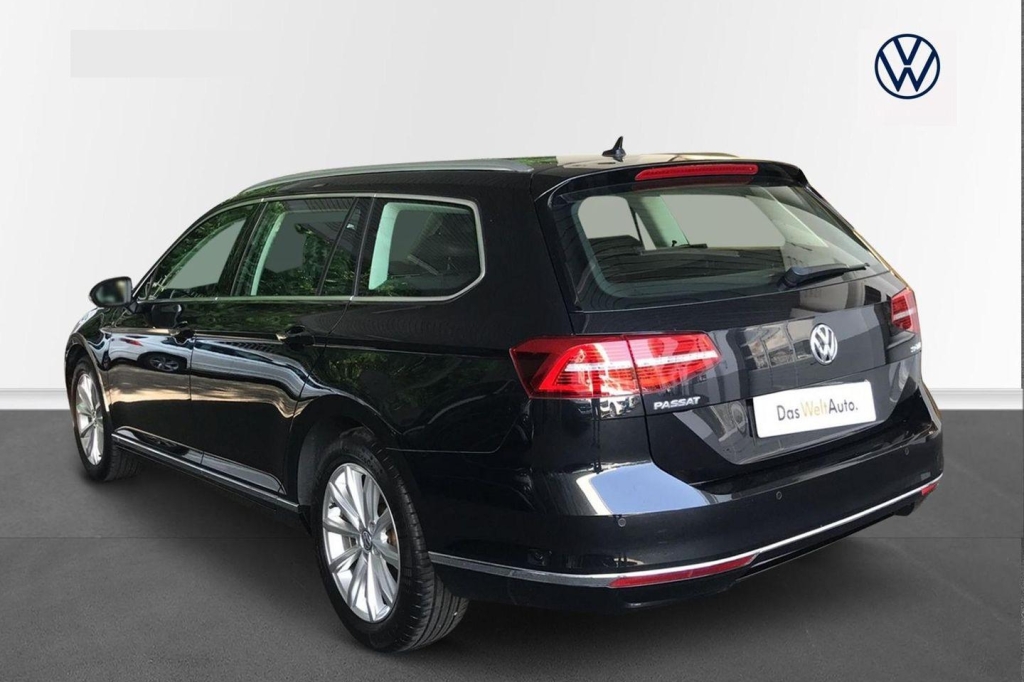 Volkswagen Passat Variant 2017 фото 1