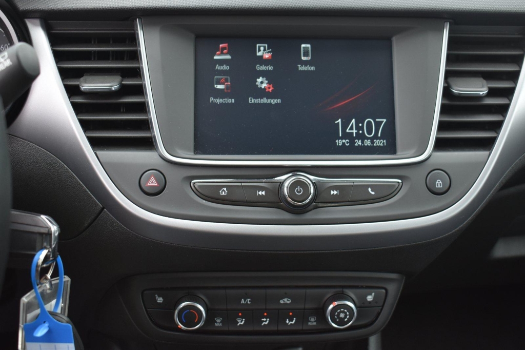 Opel Crossland X 2019 photo 2