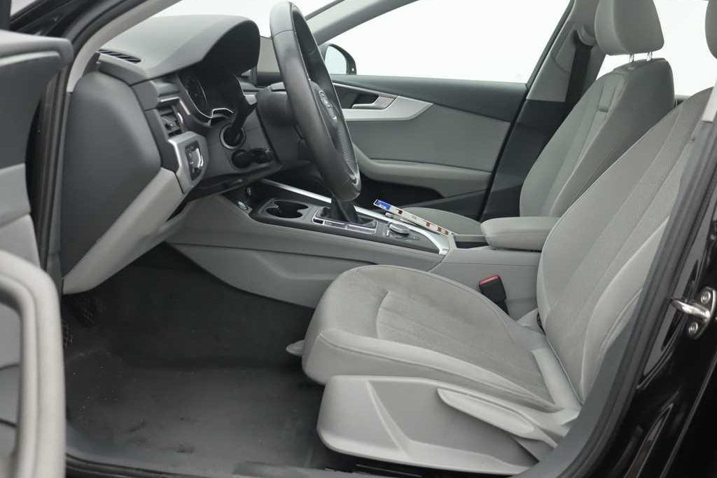 Audi A4 Avant 2017 фото 4