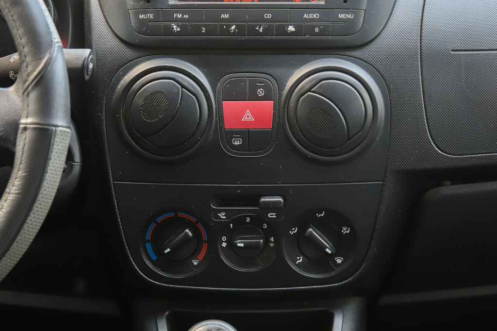 Citroen Nemo пасс. 2011 фото 5