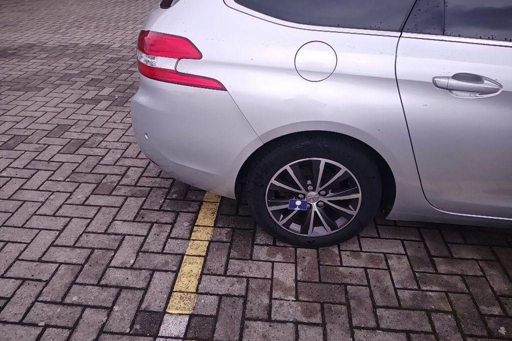 Peugeot 308 2016 фото 23