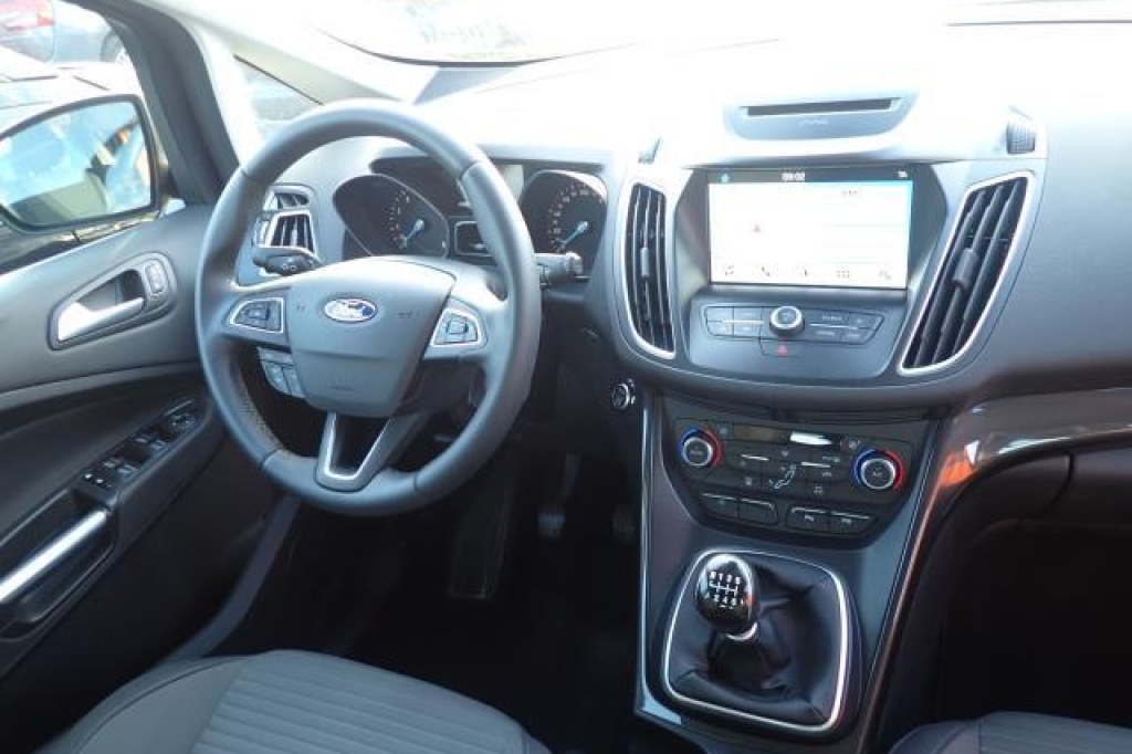 Ford C-Max 2019 photo 1