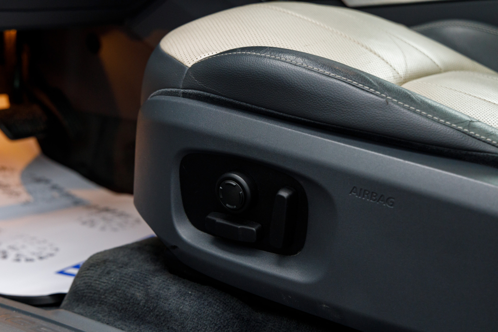 Land Rover Range Rover Evoque фото 28