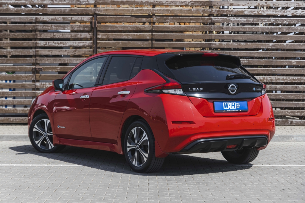 Nissan Leaf Tekna 2018 фото 11