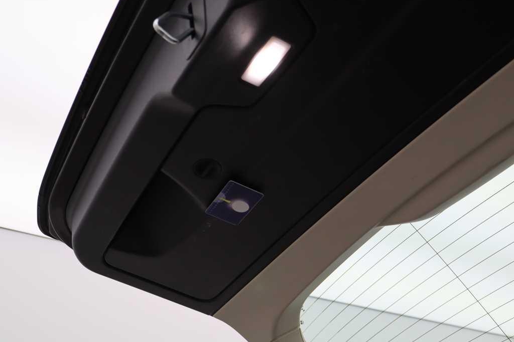 BMW 5er Touring 2018 photo 18