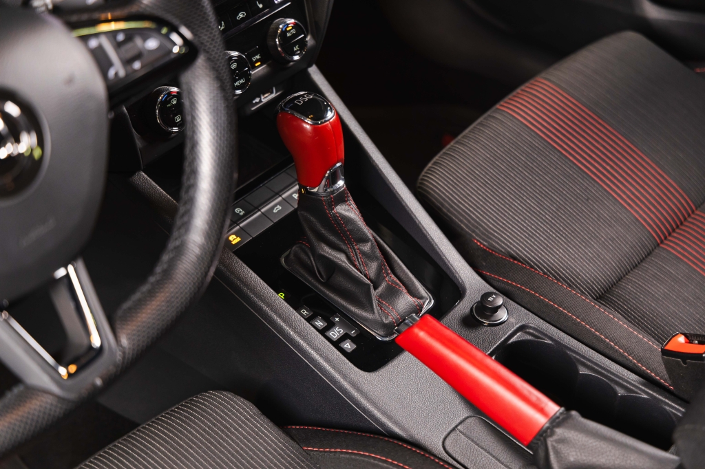 Skoda Octavia 2018 фото 30