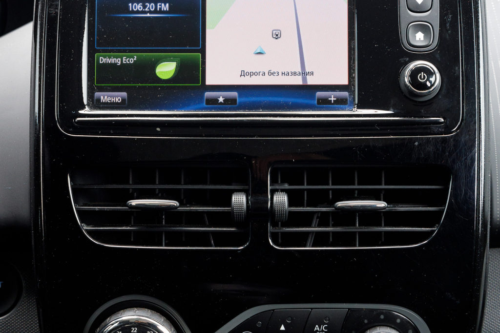 Renault Zoe 2017 фото 21