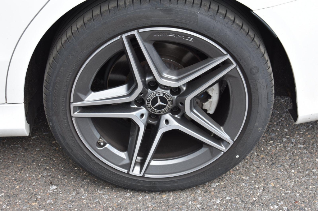 Mercedes-AMG C-Klasse 2019 photo 5