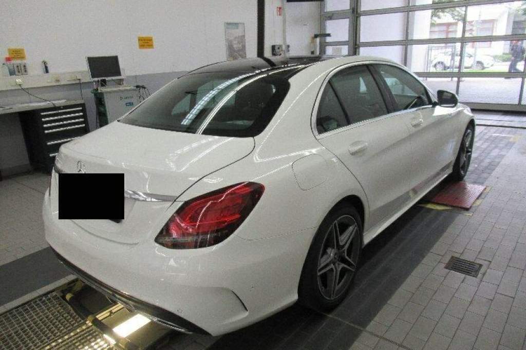 Mercedes-AMG C-Klasse 2019 photo 1