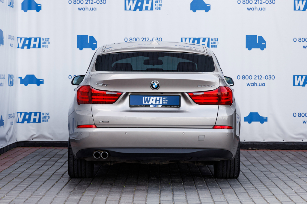 BMW 530 GT xDrive 2015 photo 3