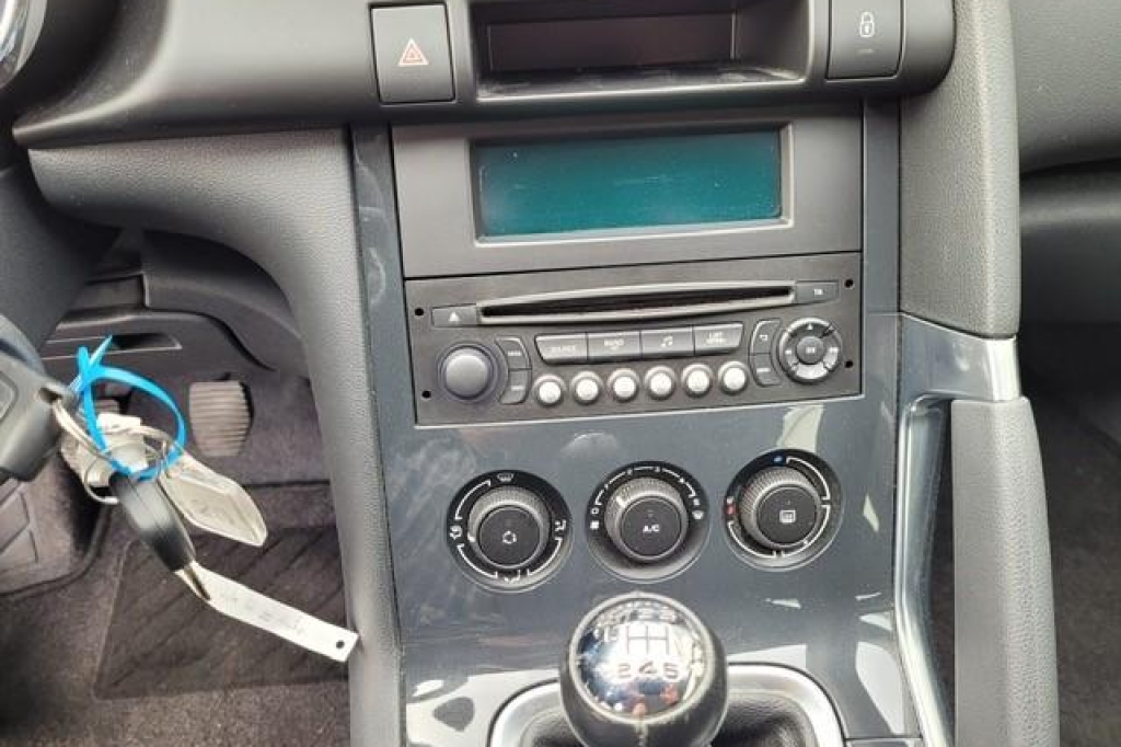 Peugeot 3008 2015 фото 2