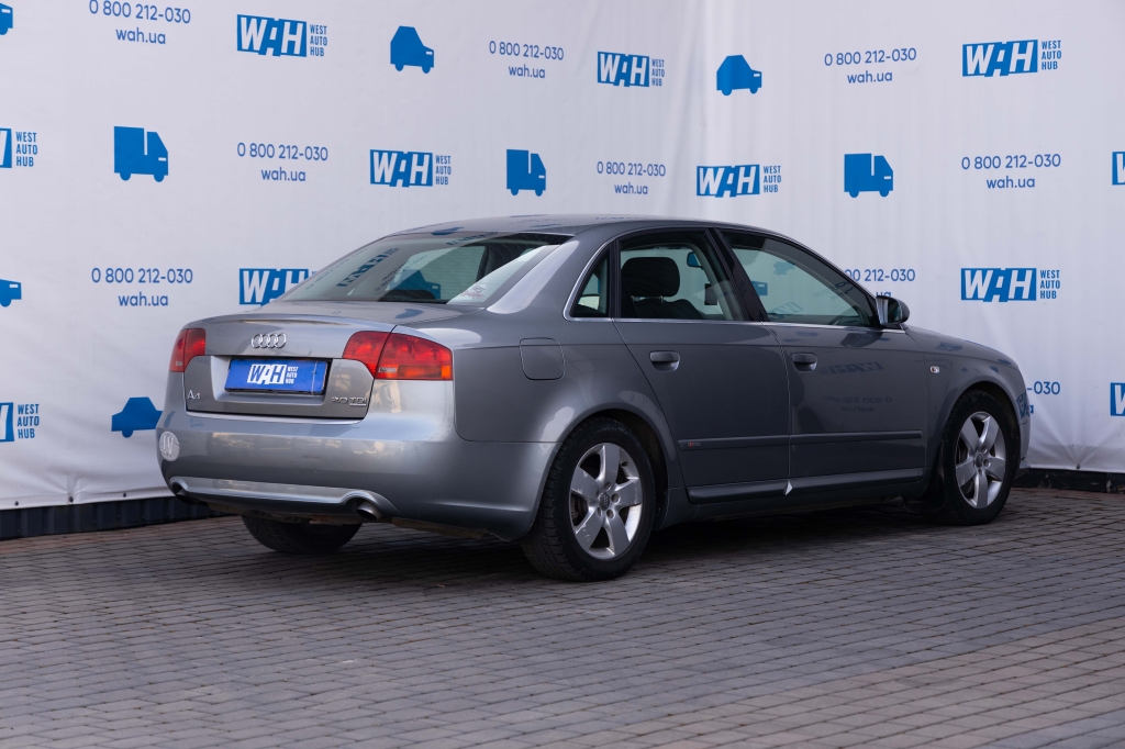 Audi A4 S-Line 2007 фото Audi A4 S-Line 2007 фото 7
