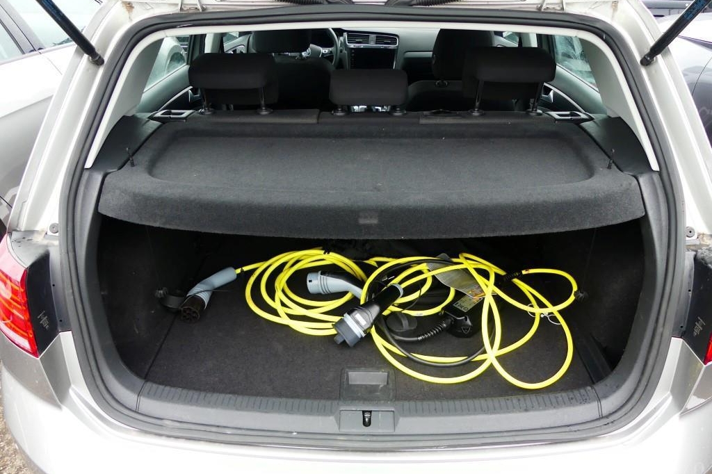 Volkswagen e-Golf 2018 фото 6