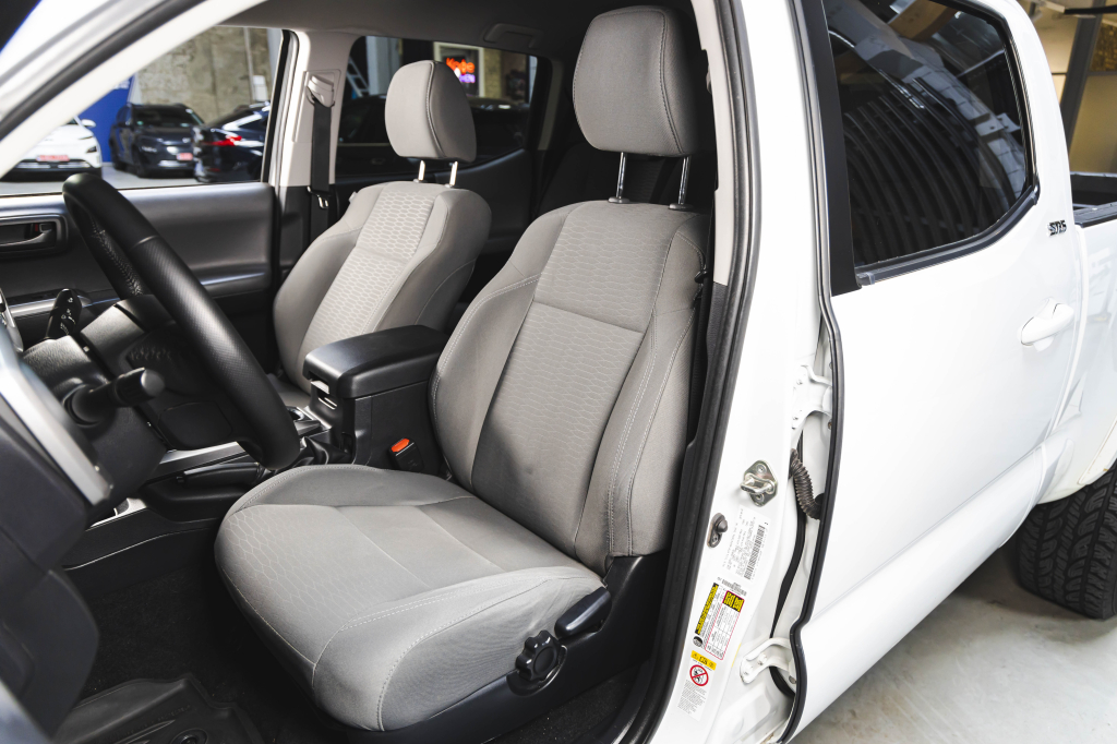 Toyota Tacoma 2018 photo 17