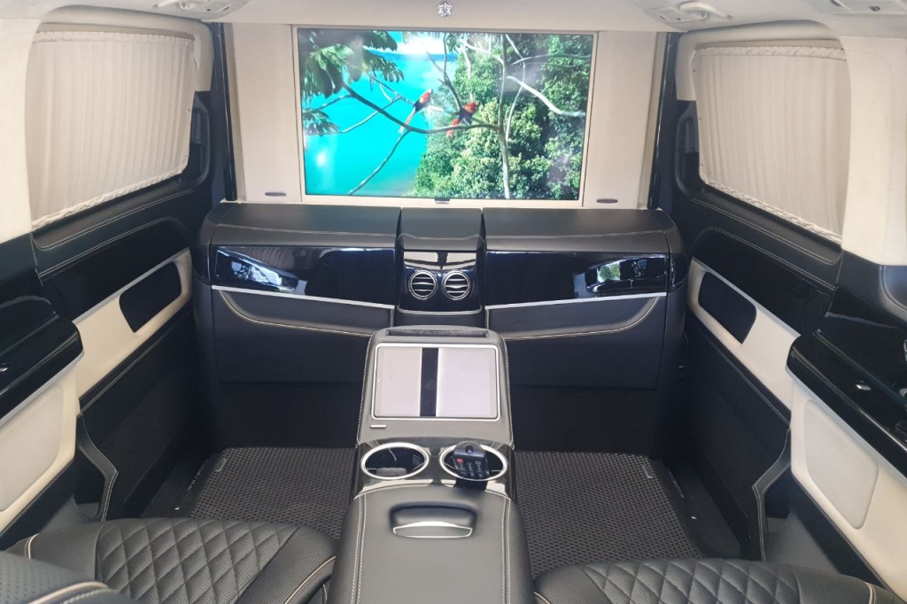 Mercedes-Benz V-Class 2019 фото 16