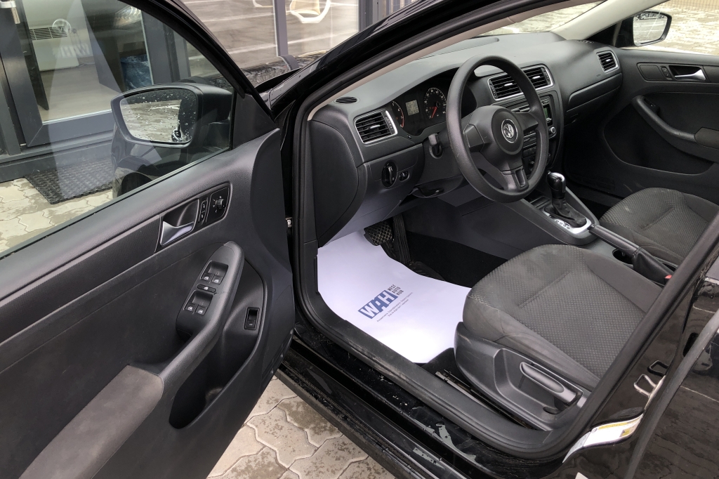 Volkswagen Jetta фото 4