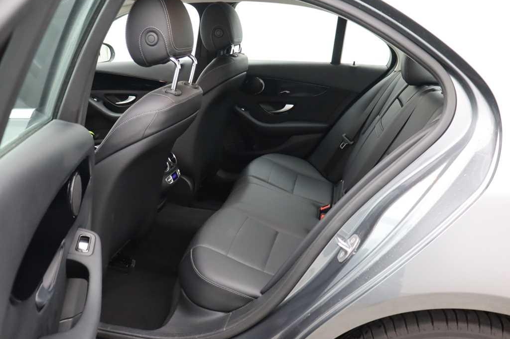 Mercedes-Benz C-Klasse 2017 photo 2