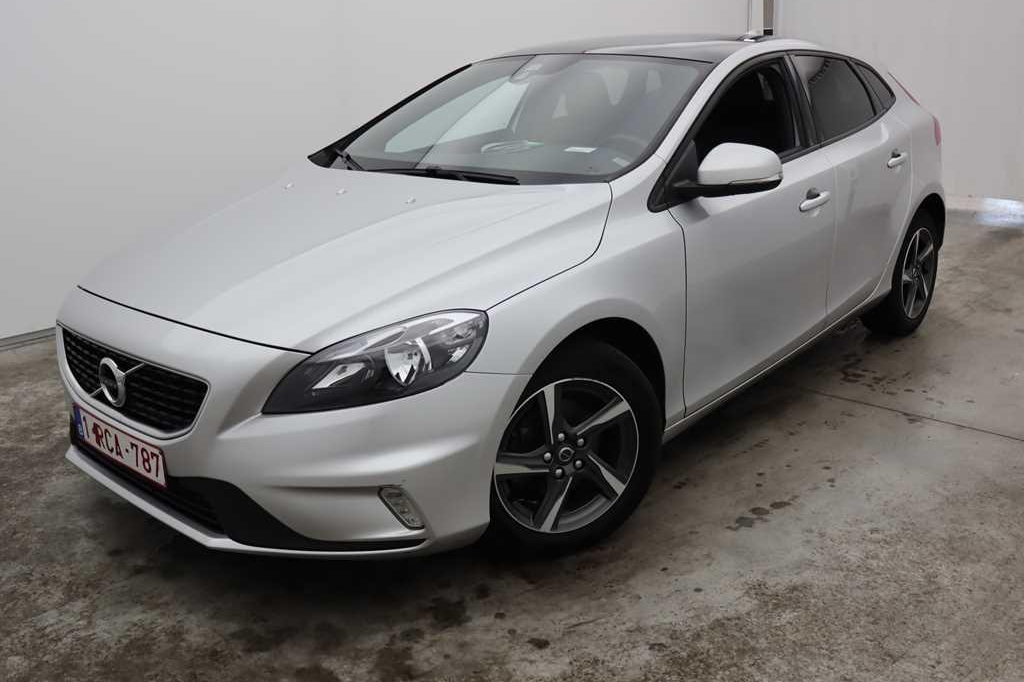 Volvo V40 2016 фото 4