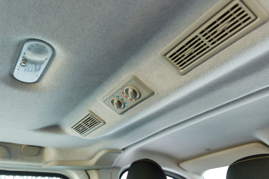 Renault Trafic пасс. 2015 фото 11