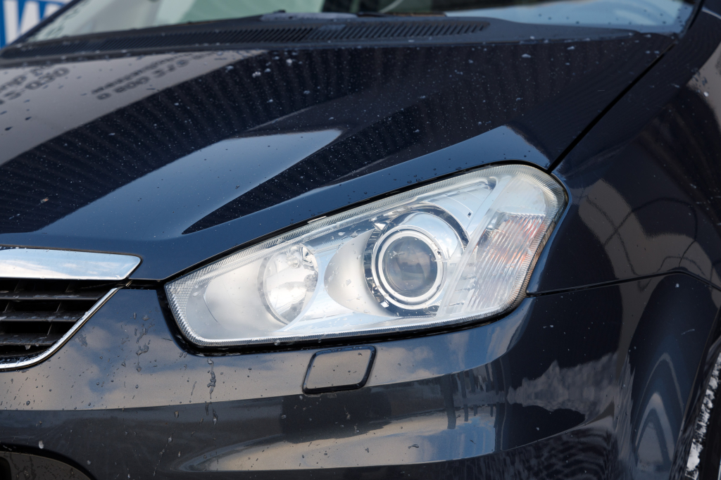 Ford C-Max Ghia фото 6