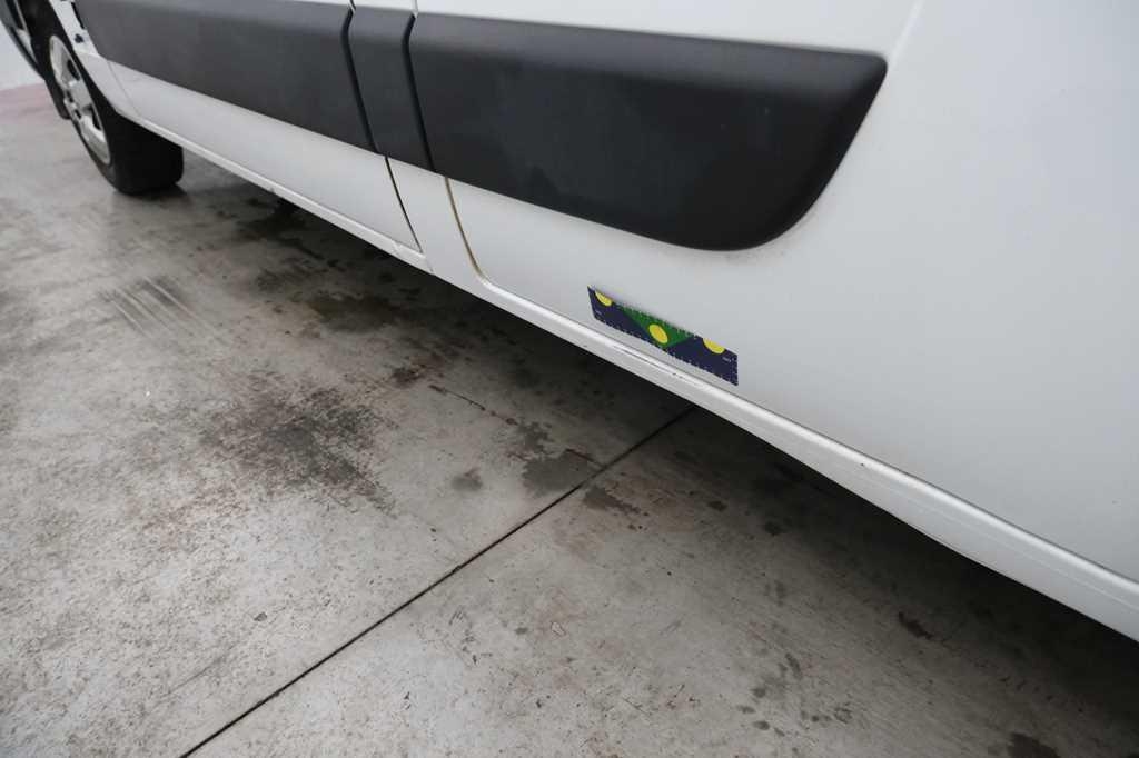 Renault Master 2015 photo 35