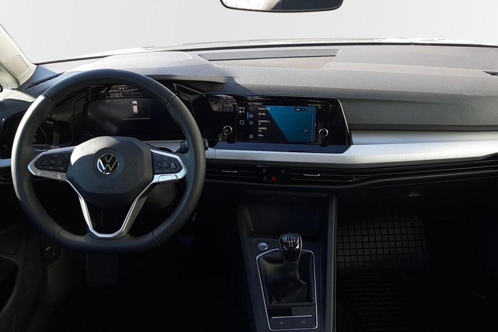 Volkswagen Golf 2021 photo 2