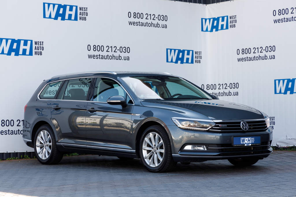 Volkswagen Passat B8 Highline 4Motion 2016 photo 30