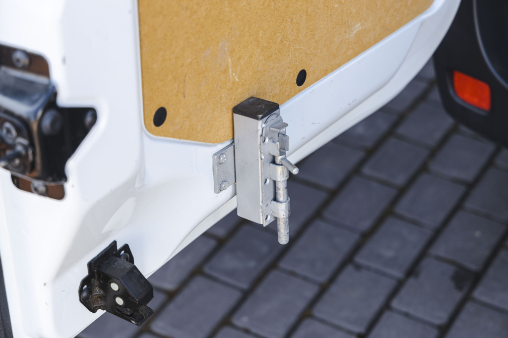 Nissan NV400 2017 фото 25