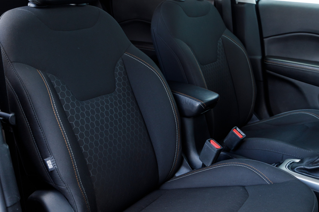 Jeep Compass 2018 фото 11