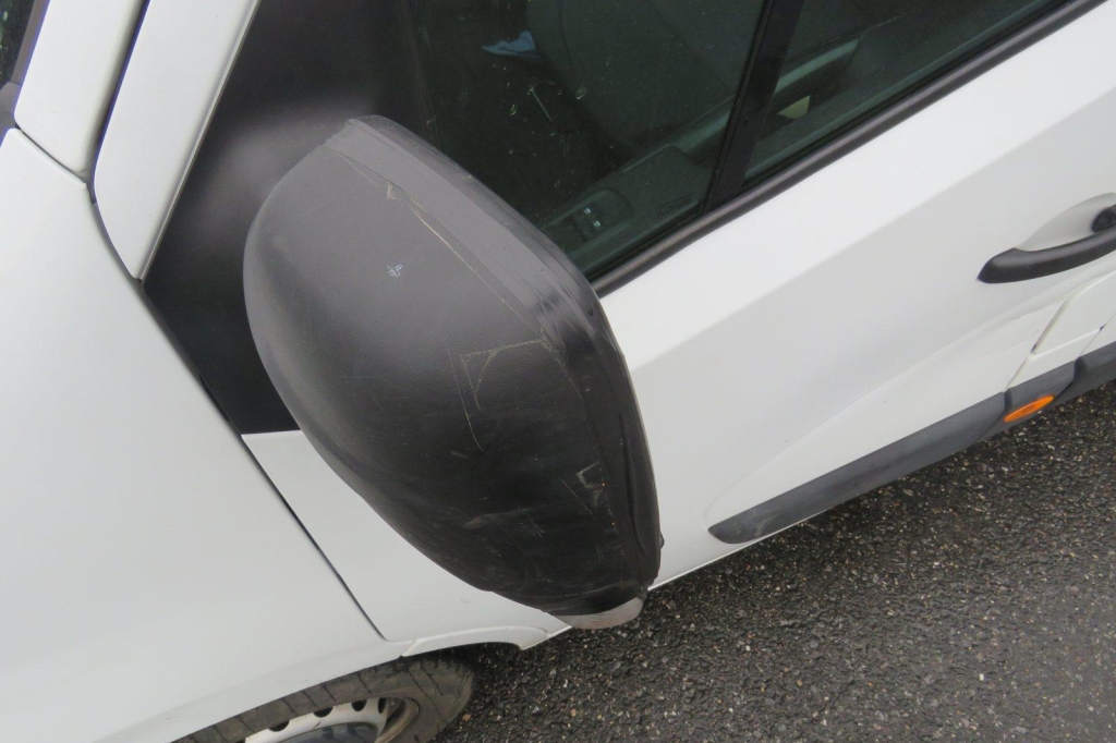 Renault Master 2017 photo 76