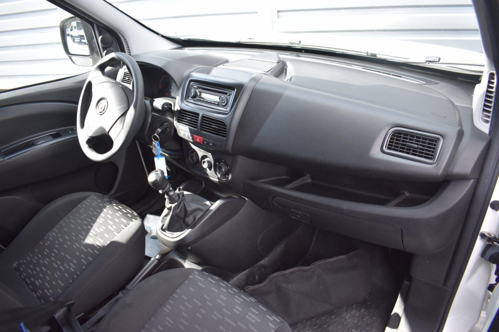 Opel Combo 2018 photo 5