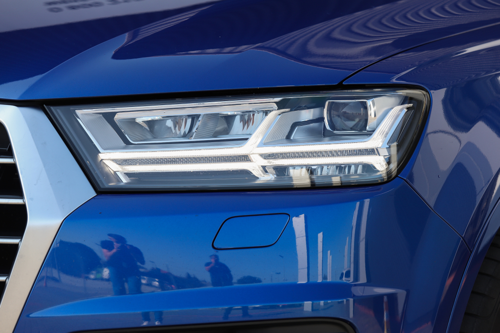 Audi Q7 S line TDI quattro 2017 photo 10