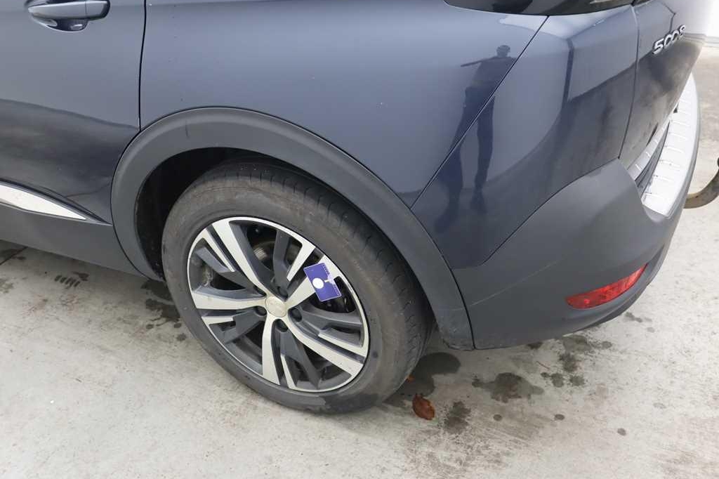 Peugeot 5008 2018 photo 29