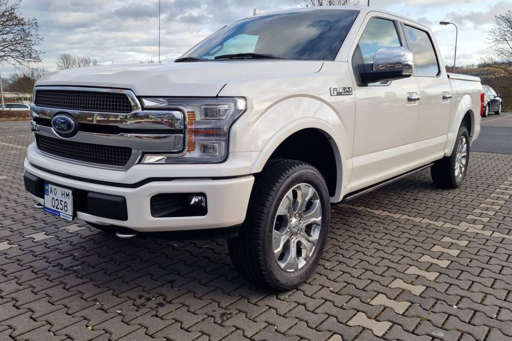 Ford F-150 2019 фото Ford F-150 2019 фото 2
