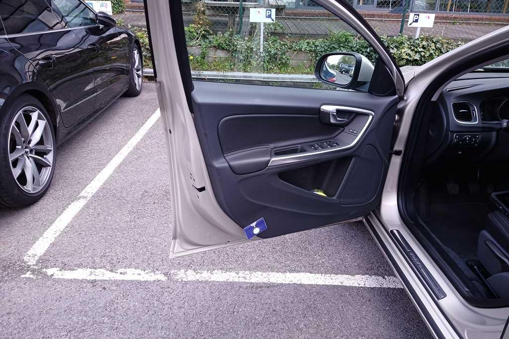 Volvo S60 2017 фото 29