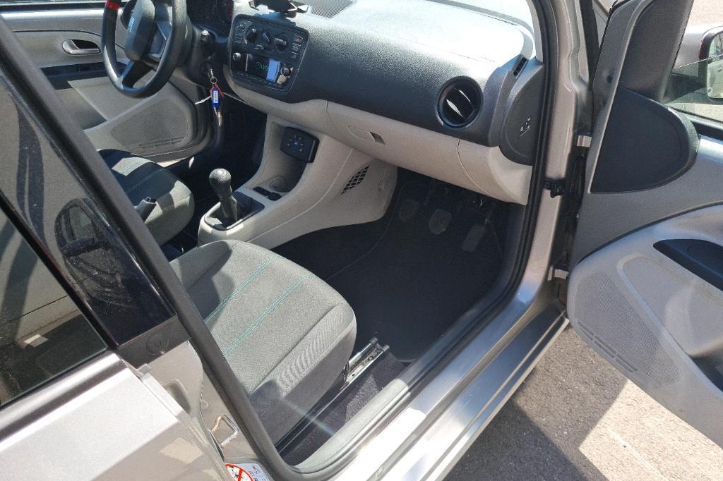 SEAT Mii 2018 фото 20