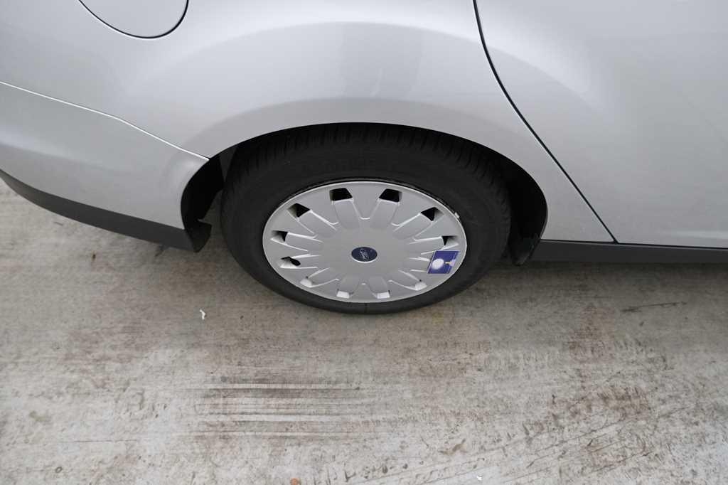 Ford Focus Tunier 2016 photo 30