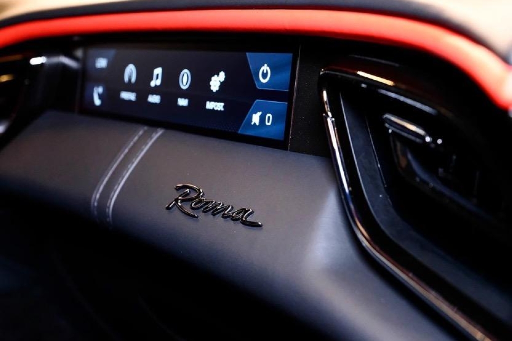 Ferrari Roma 2021 photo 1