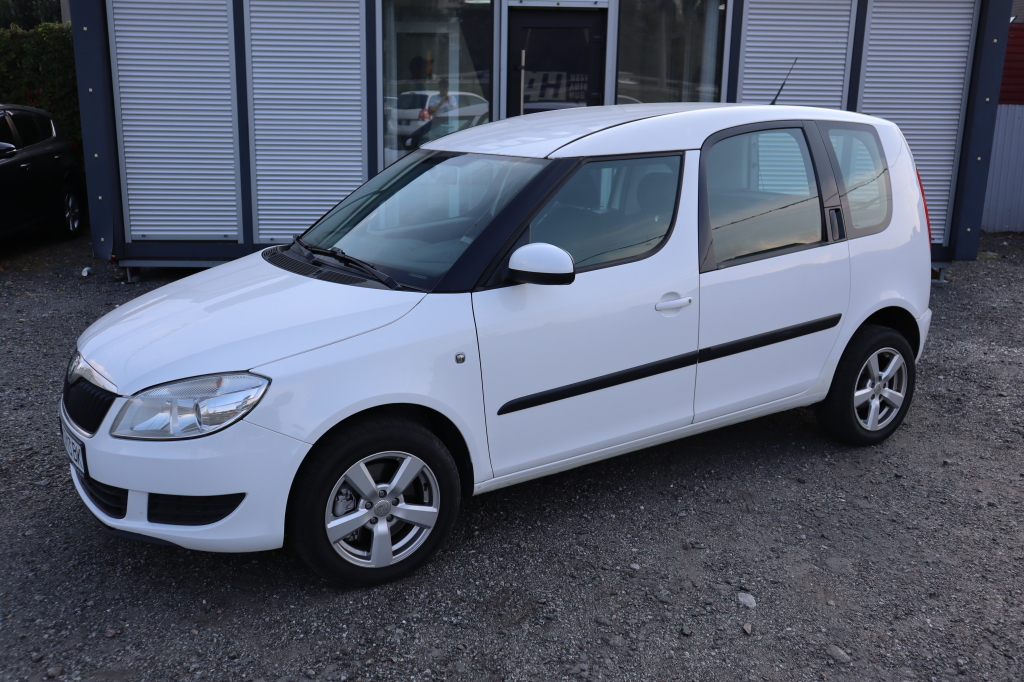 Skoda Roomster 2010 photo 1