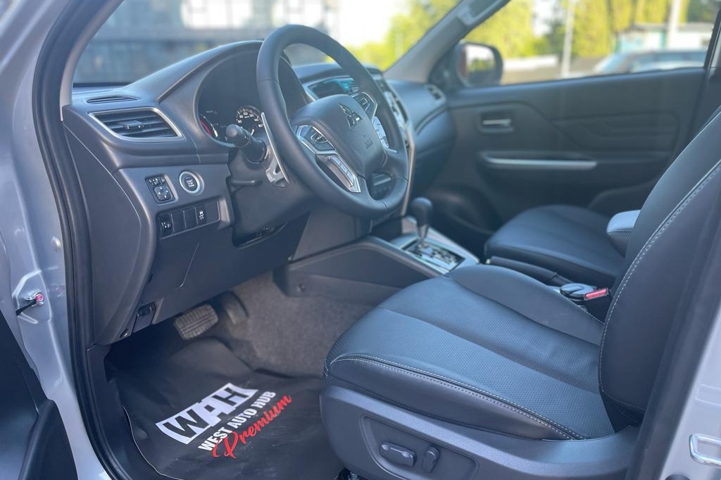 Mitsubishi L 200 2021 фото 8