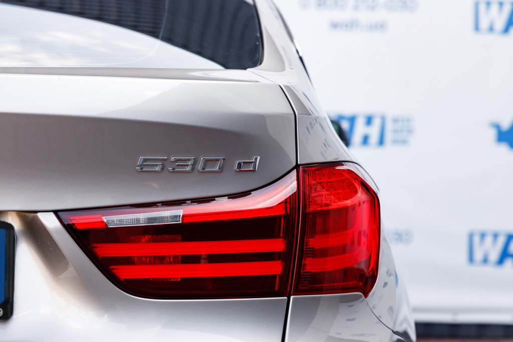 BMW 530 GT xDrive 2015 photo 33