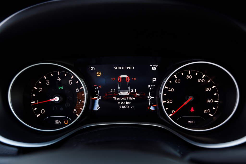 Jeep Compass 2018 фото 30