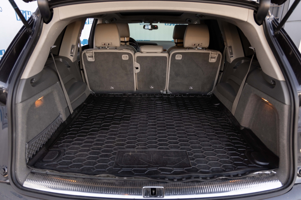 Audi Q7 Premium Plus 2015 фото Audi Q7 Premium Plus 2015 фото 37