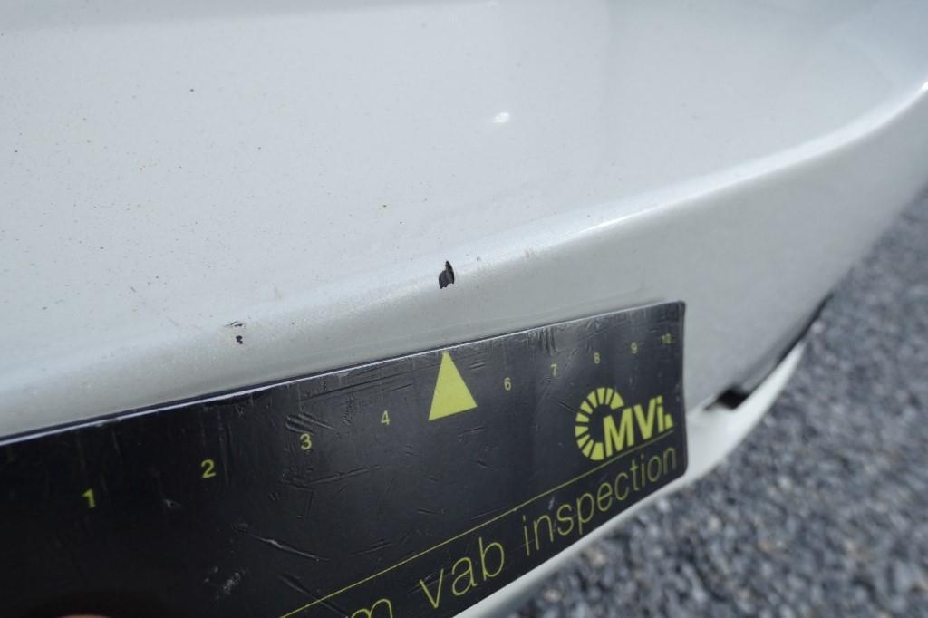 Toyota Auris 2016 фото 7