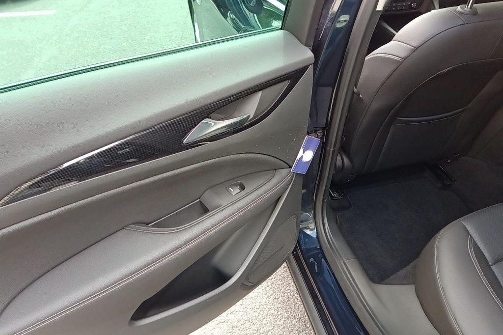 Opel Insignia Sports Tourer 2019 photo 25