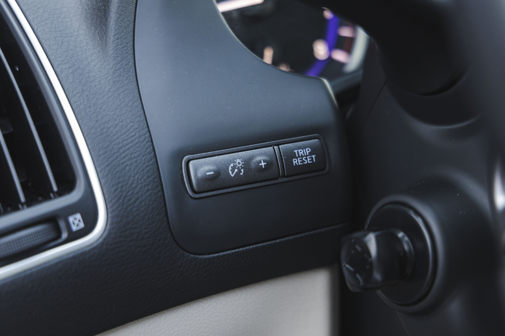 Infiniti Q50 2017 фото 17