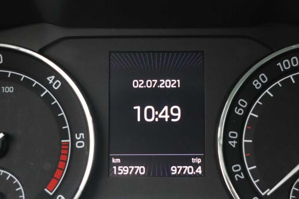 Skoda Superb 2016 фото 2