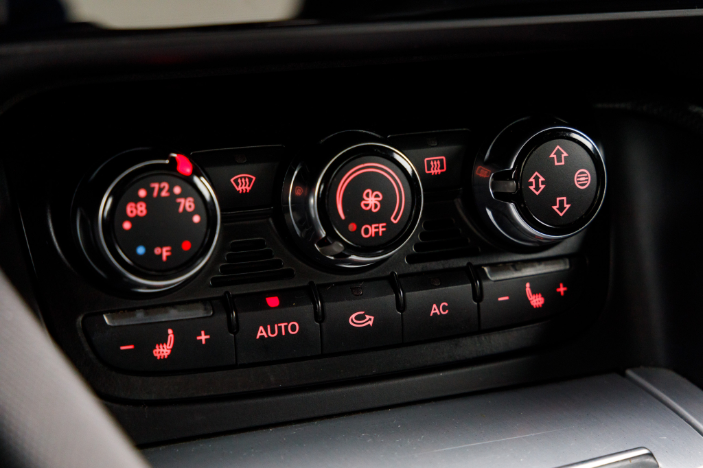 Audi TT Premium Plus Quatro 2010 photo 28