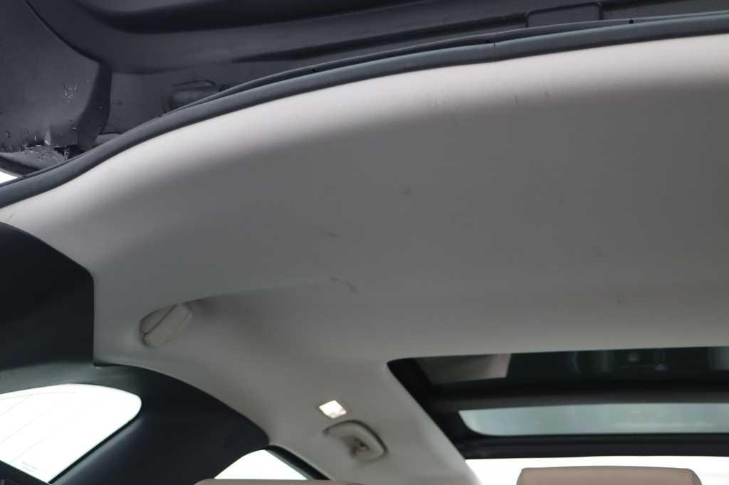 Jaguar F-Pace 2016 фото 40